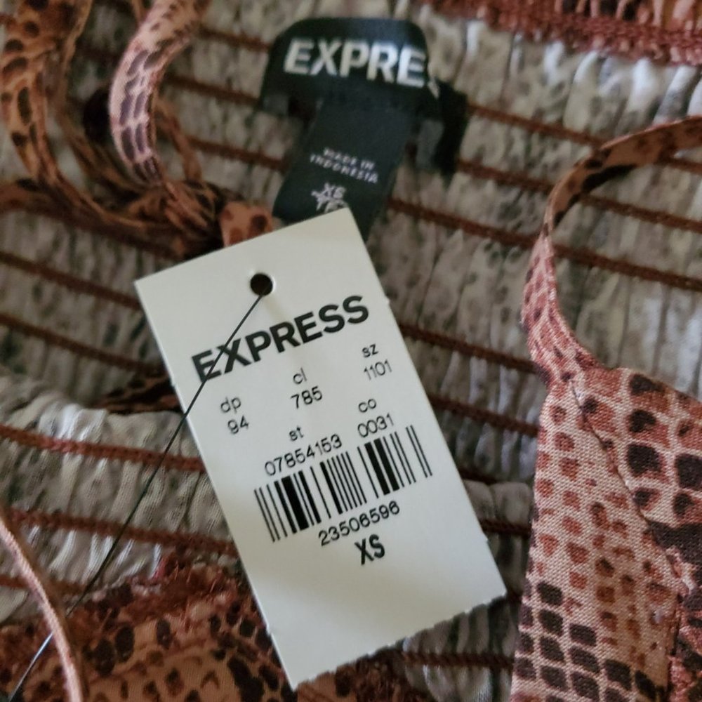 EXPRESS Animal Print Smocked Ruffle Dress - Picture 4 of 5